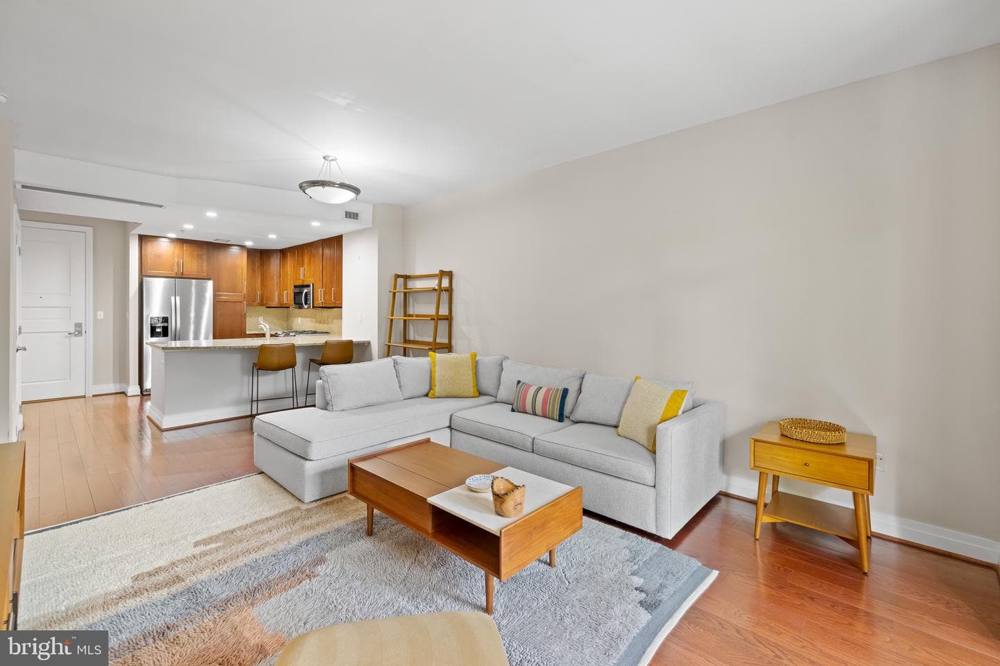 8220 Crestwood Heights Drive #213 photo 1