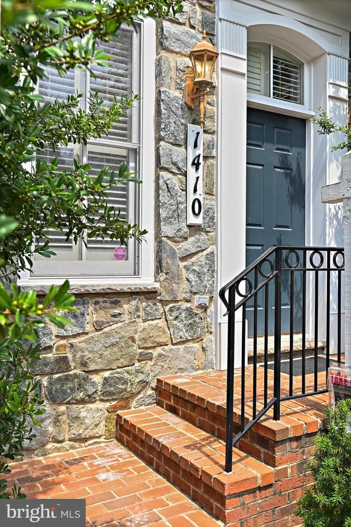 1410 Harvest Crossing Drive photo 1