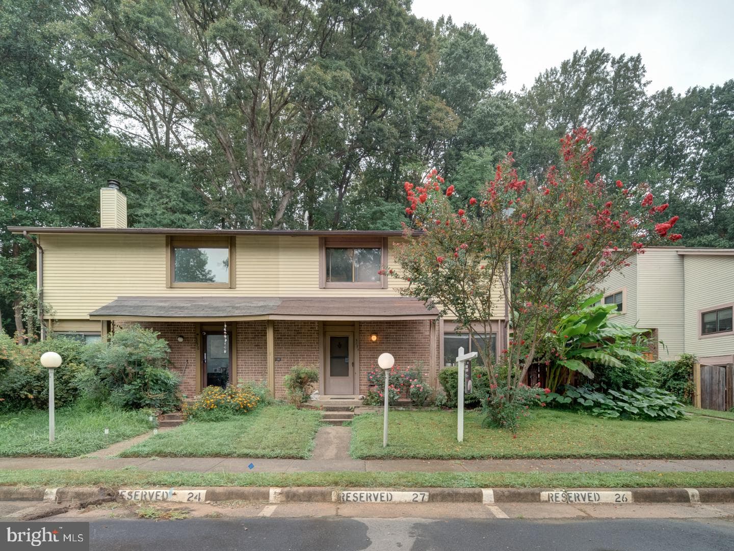 5674 Oak Tanager Court photo 1