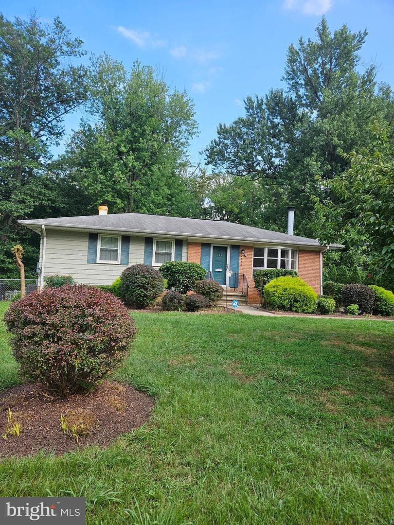 2653 Bowling Green Drive photo 1