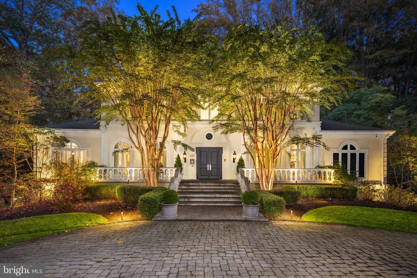 1111 Crest Lane, McLean