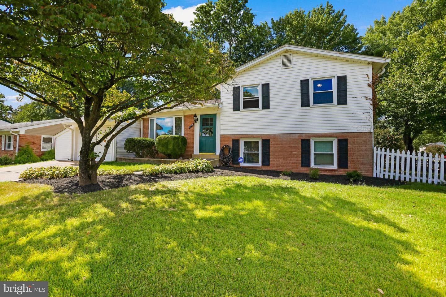13715 Pennsboro Drive photo 1