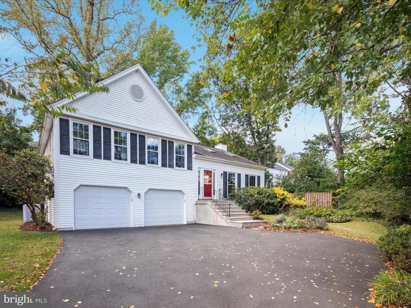 5813 Stone Ridge Drive photo 1