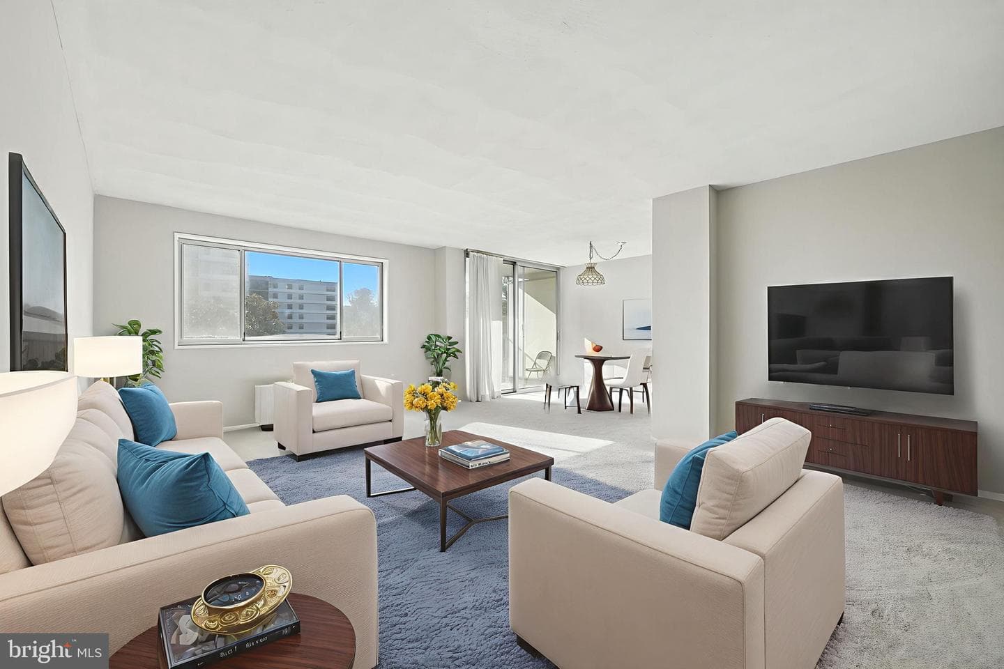 2059 Huntington Avenue #503