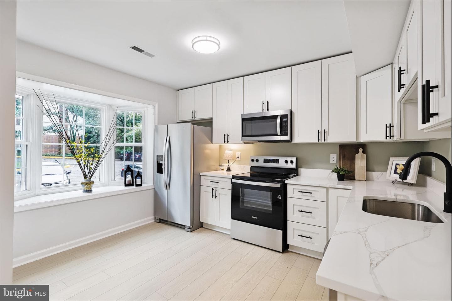 4903 Van Walbeek Place photo 1