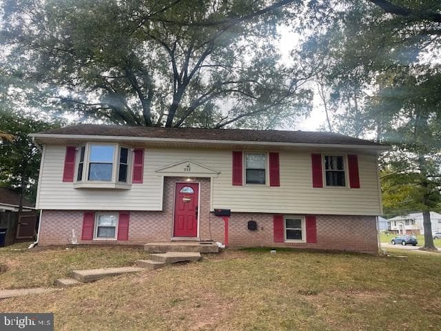 711 Archer Court photo 1