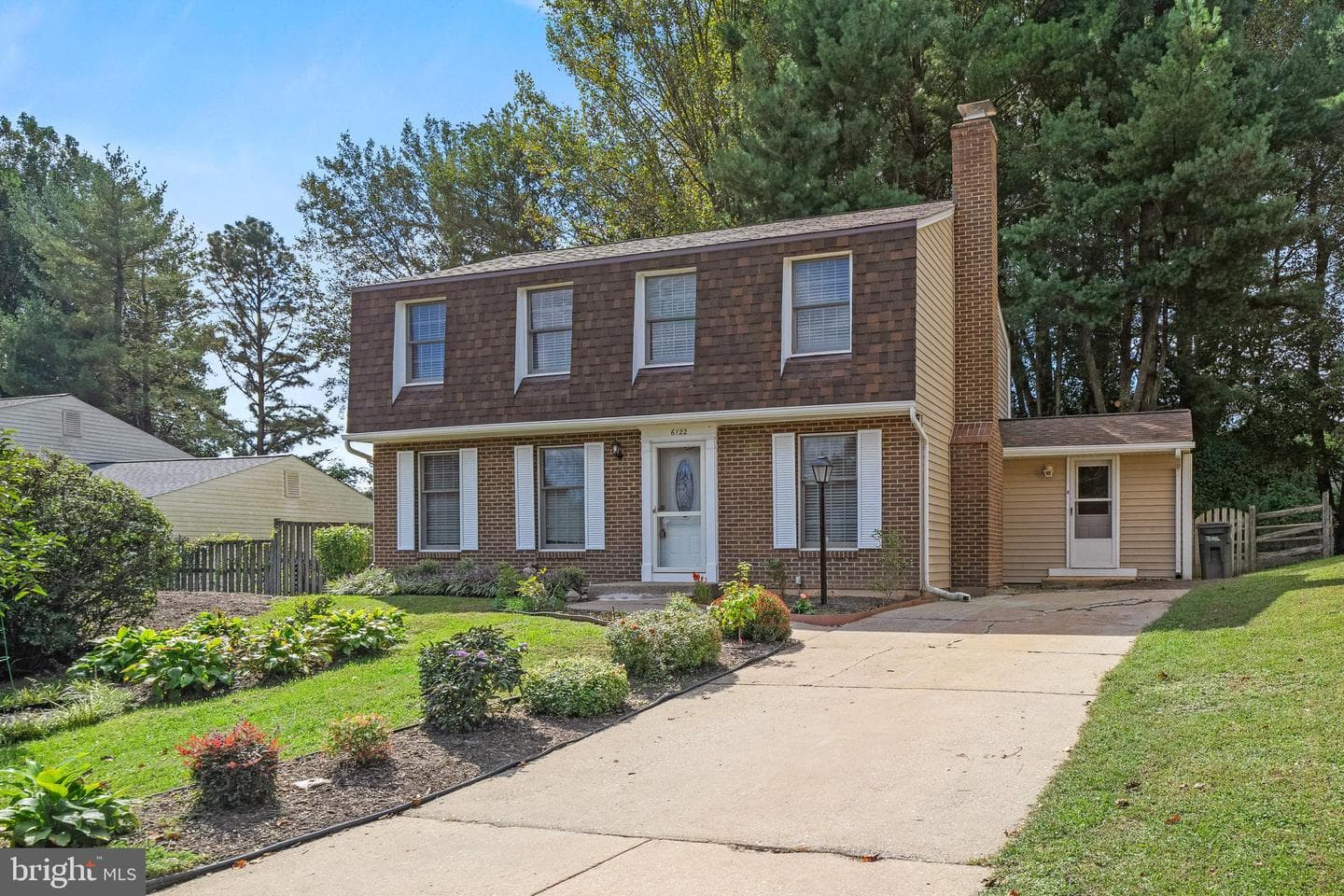 6122 Mantle Road photo 1