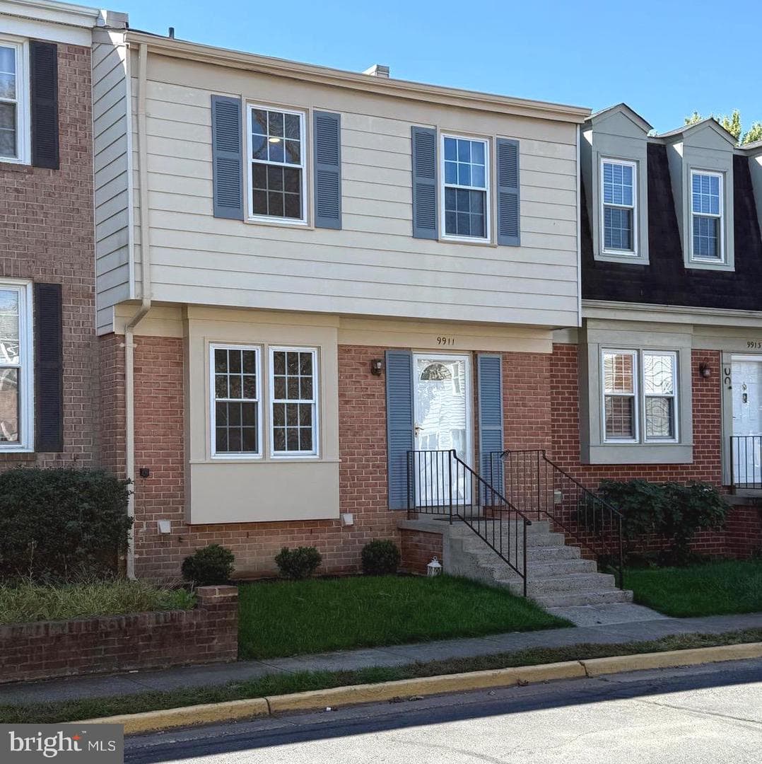 9911 Longford Court photo 1