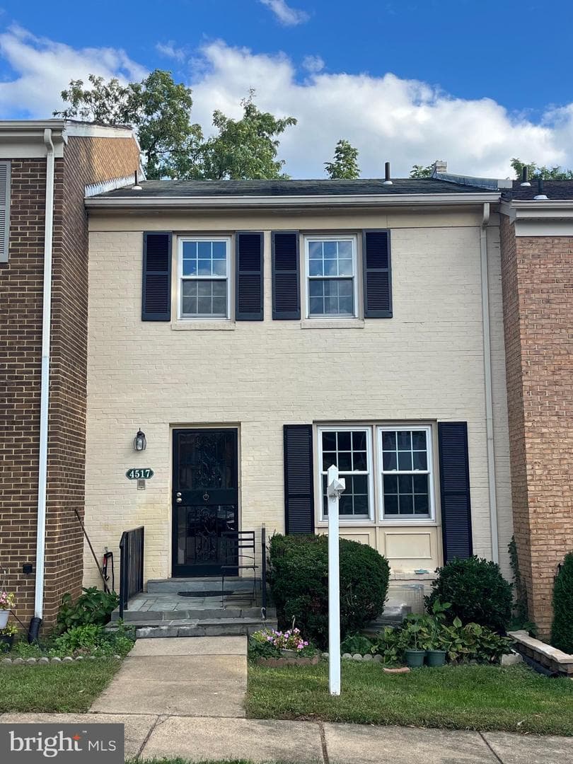 4517 Pinecrest Heights Drive photo 1