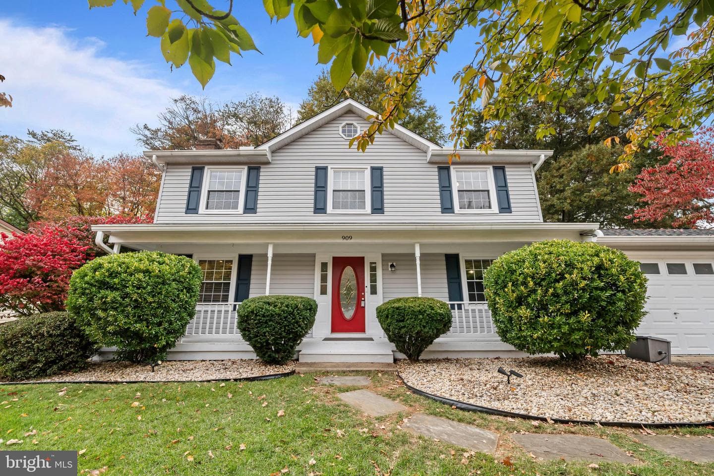 909 Ashburn Street photo 1