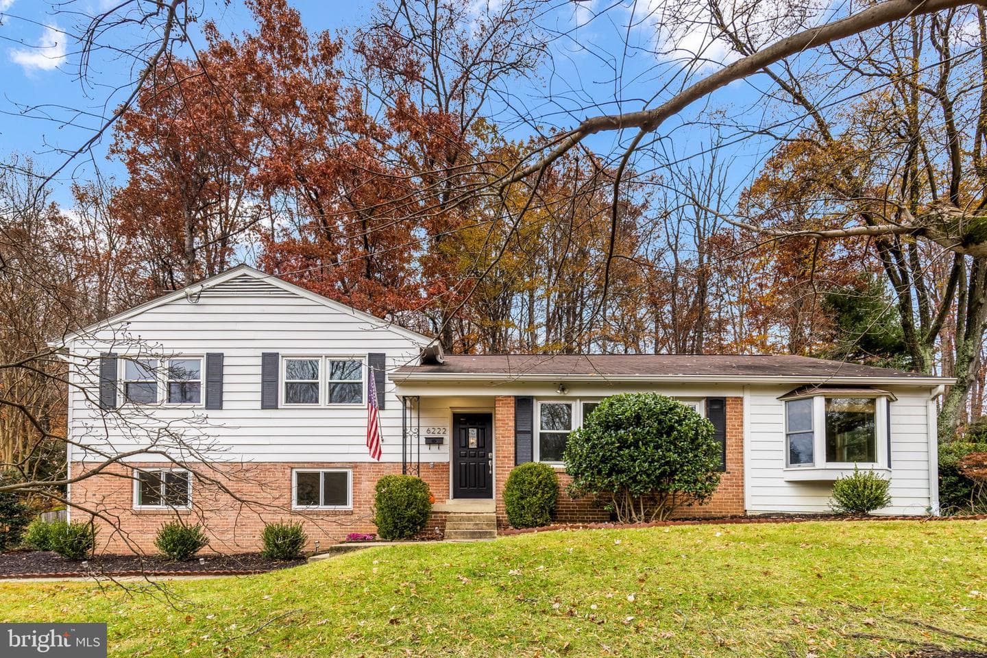 6222 Beachway Drive photo 1