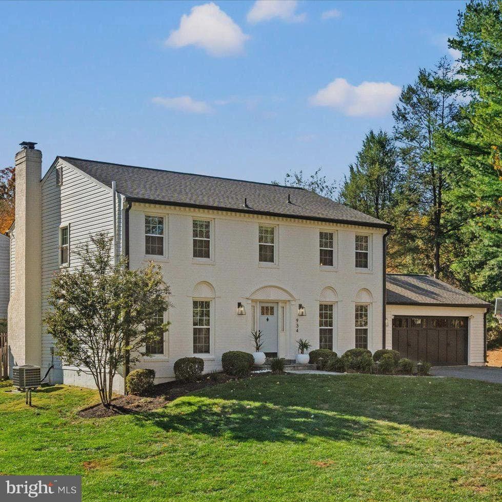 934 Harriman Street photo 1