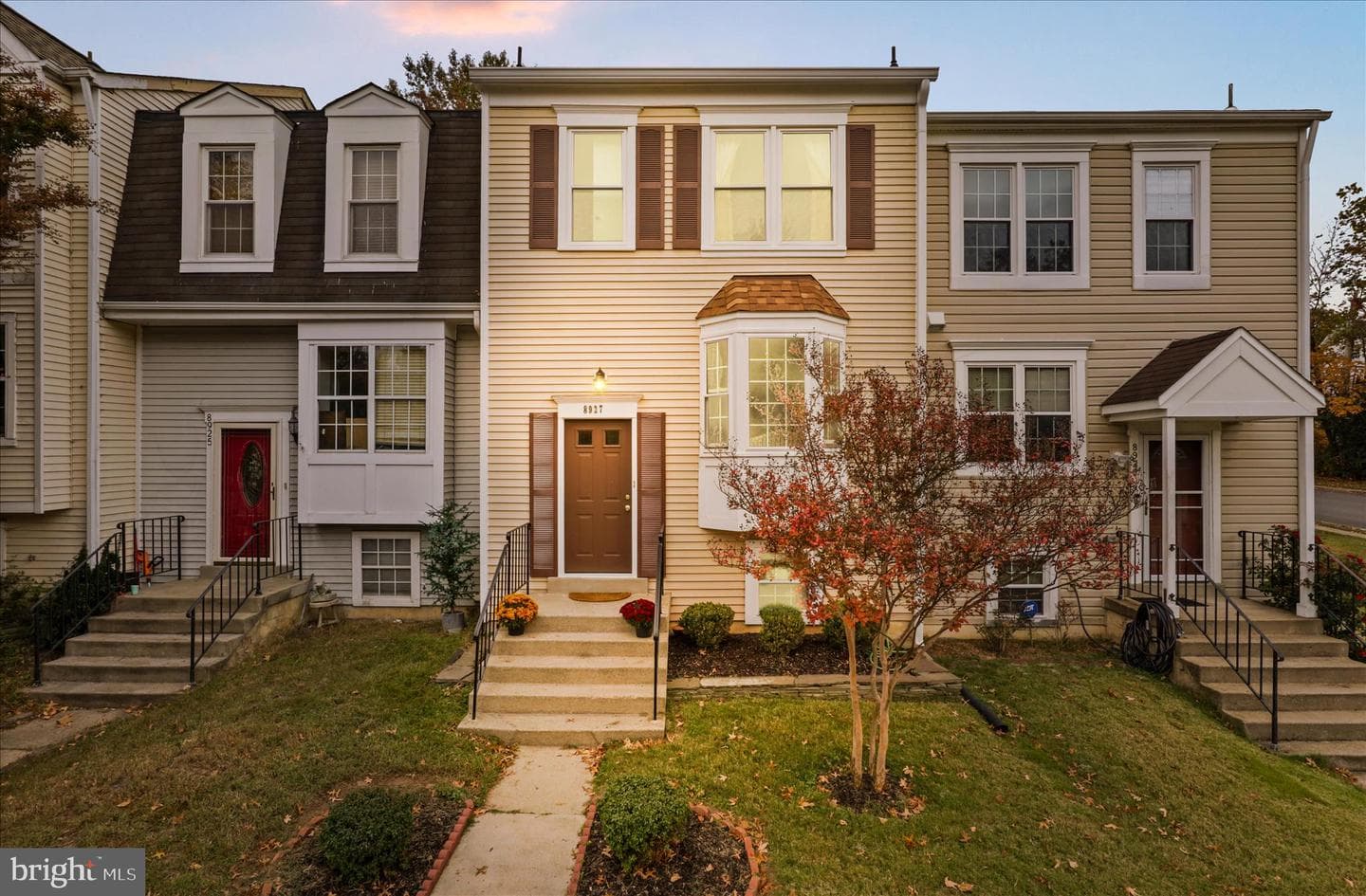 8927 Waites Way photo 1