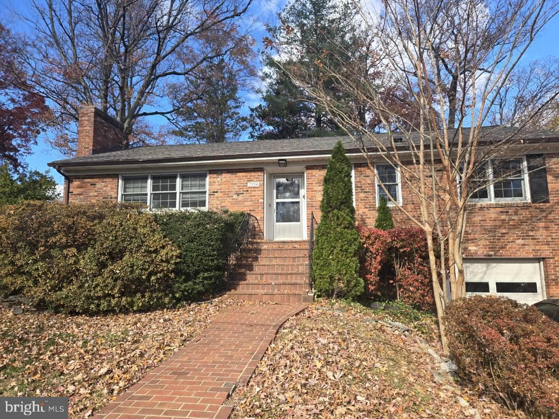 7334 Pinecastle Road photo 1