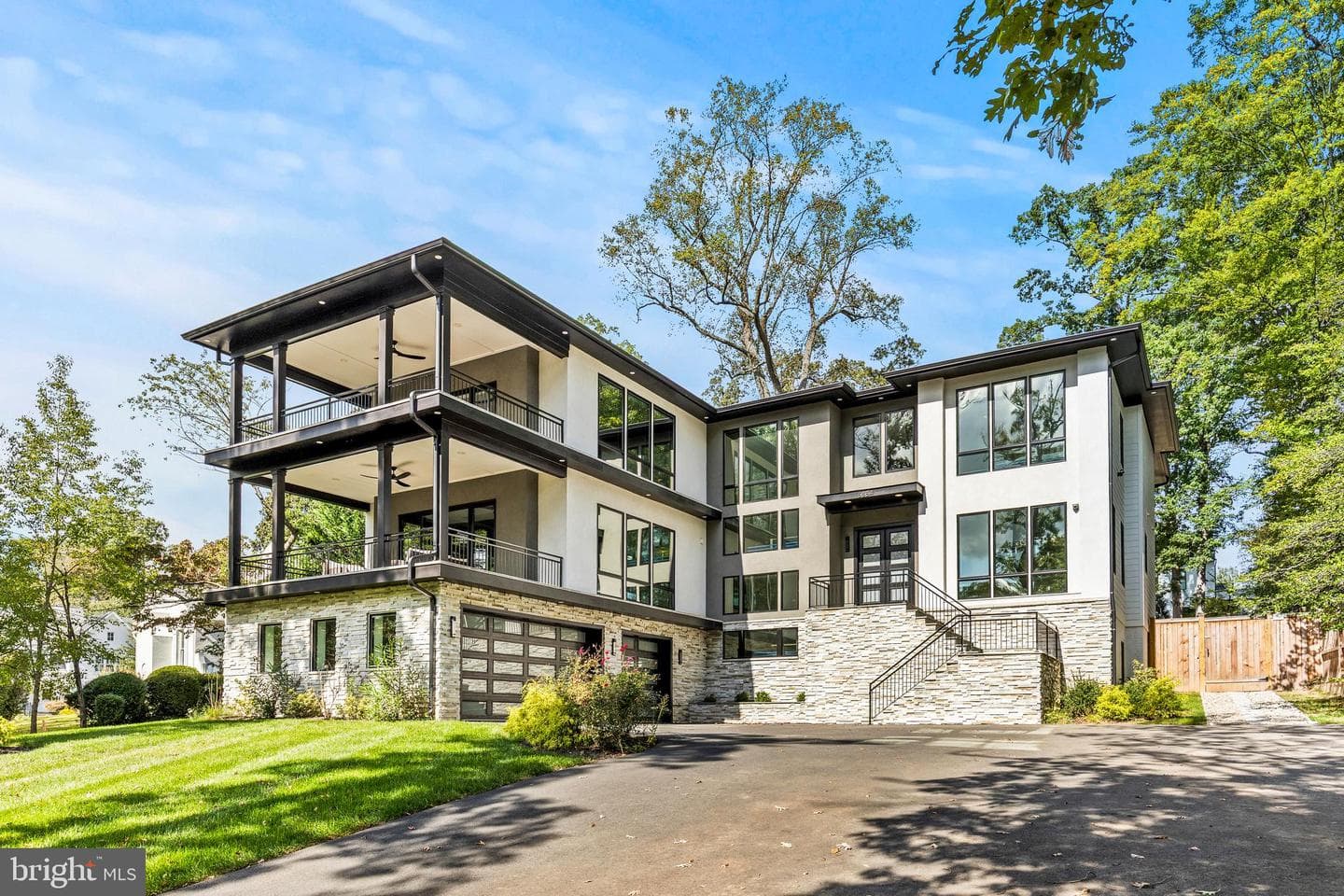 6884 Churchill Road, McLean