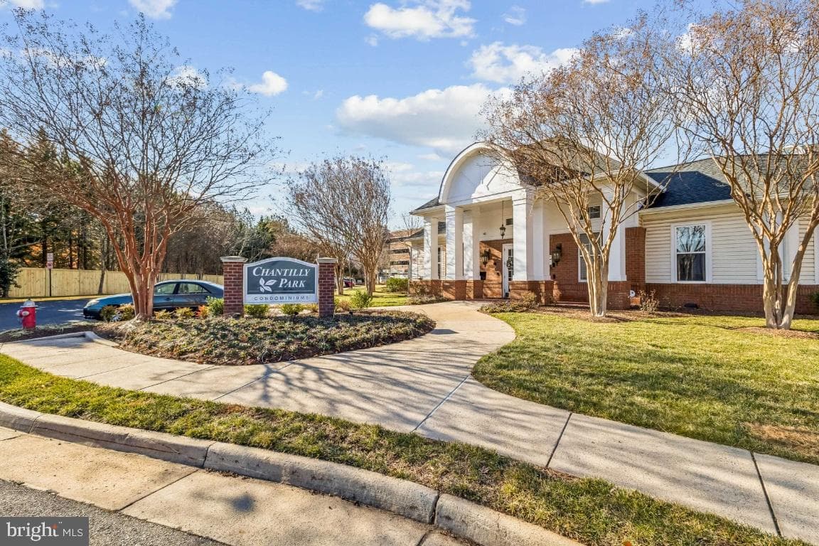 3810 Lightfoot Street #404 photo 1