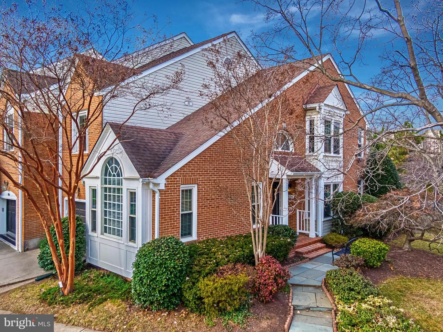 1824 Duffield Lane photo 1