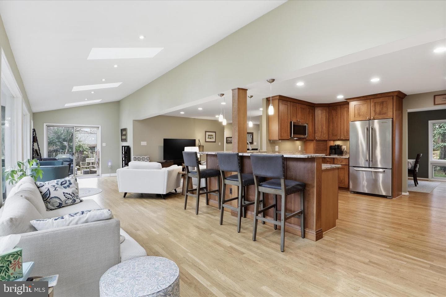 4205 Elizabeth Lane photo 1