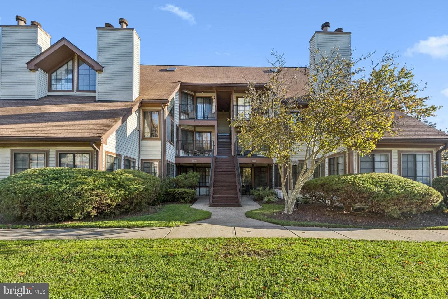 6006 Curtier Drive #f photo 1