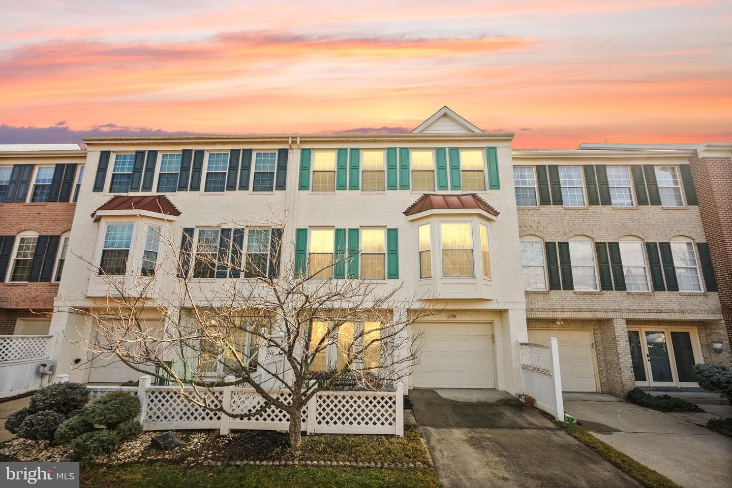 2709 Baronhurst Drive photo 1