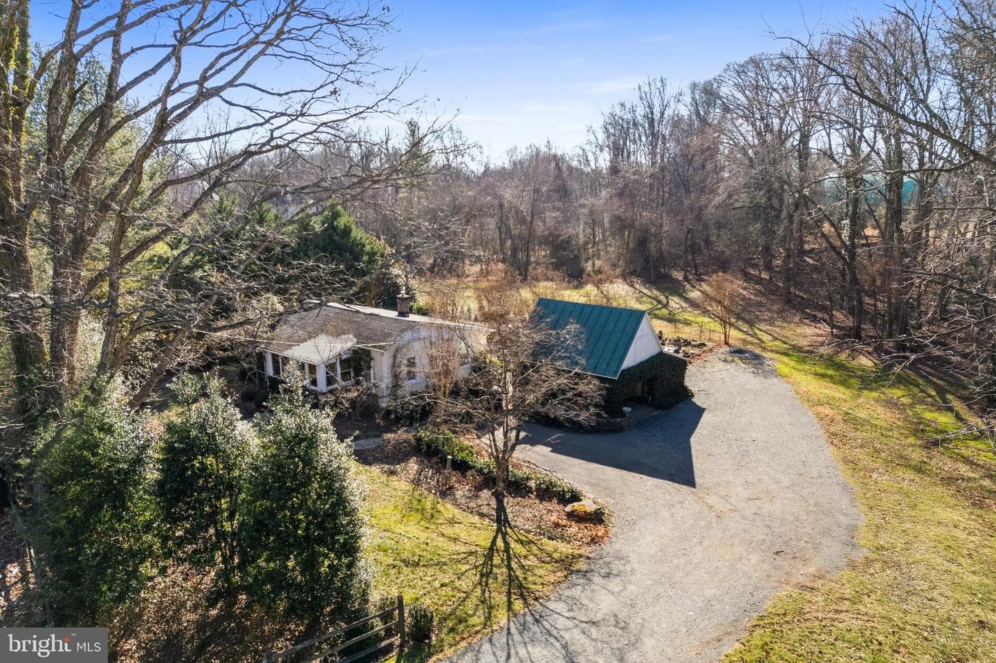 9813 Georgetown Pike photo 1
