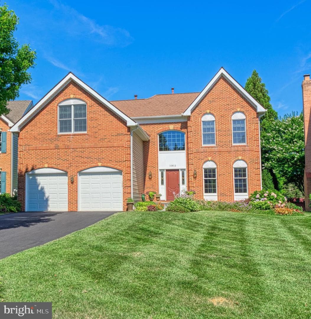 10812 Crippen Vale Court photo 1