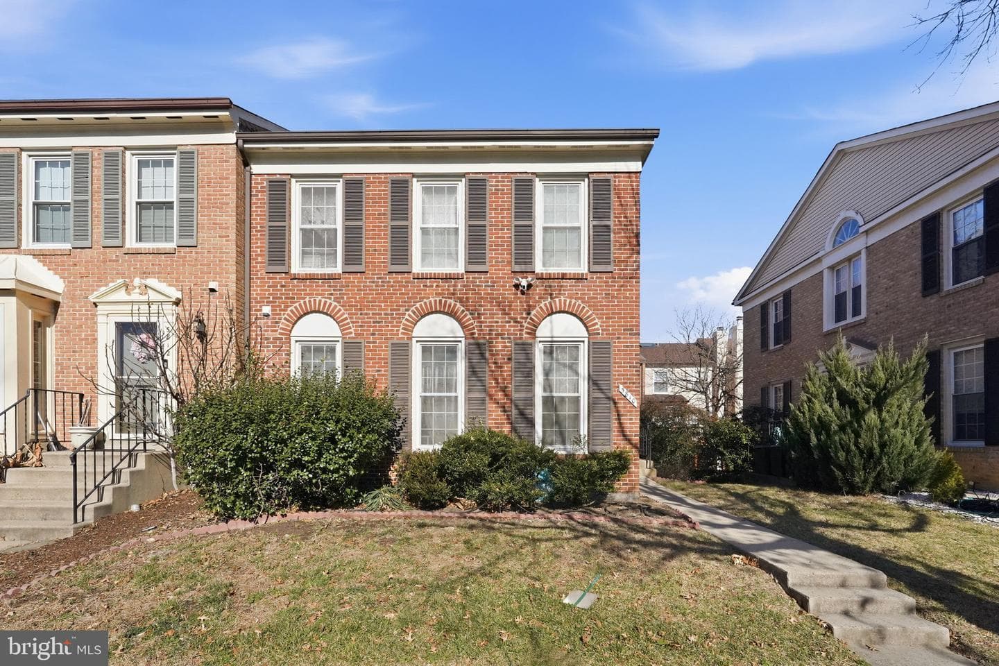 5810 Apsley House Court photo 1