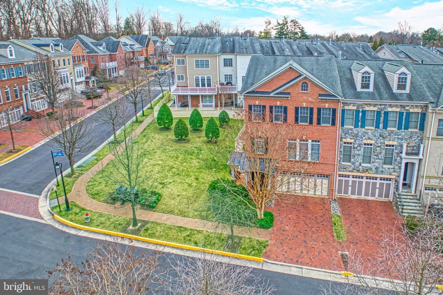 6739 Darrells Grant Place