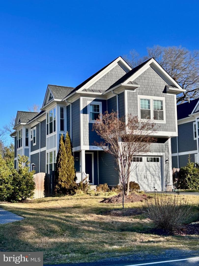 8113 Wellington Road photo 1