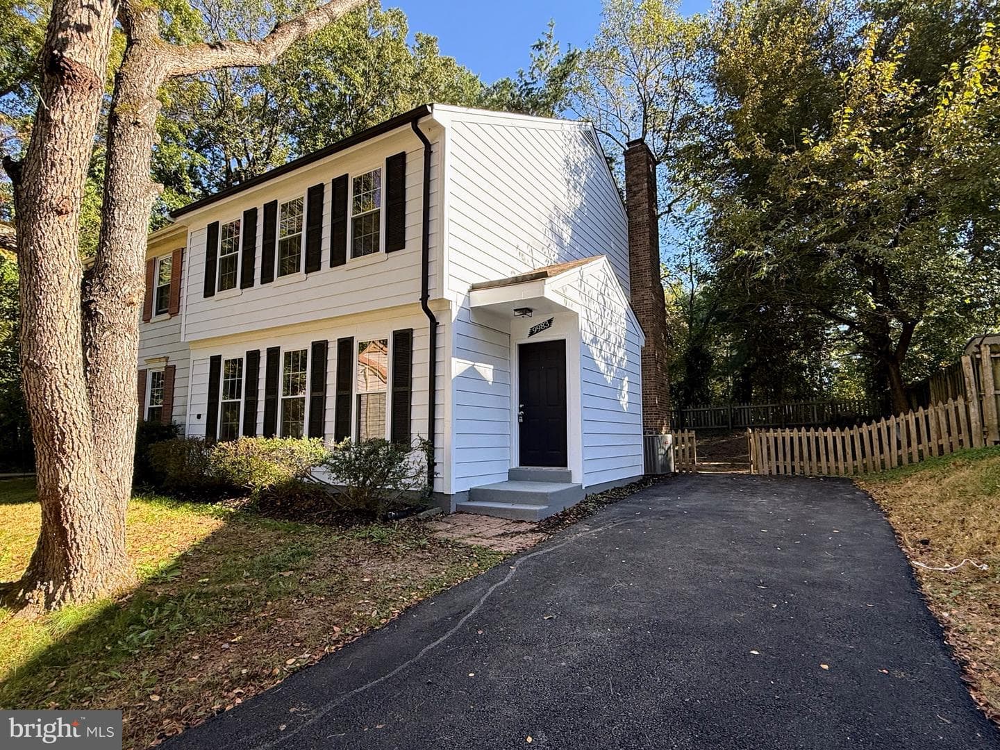 9983 Hemlock Woods Lane photo 1