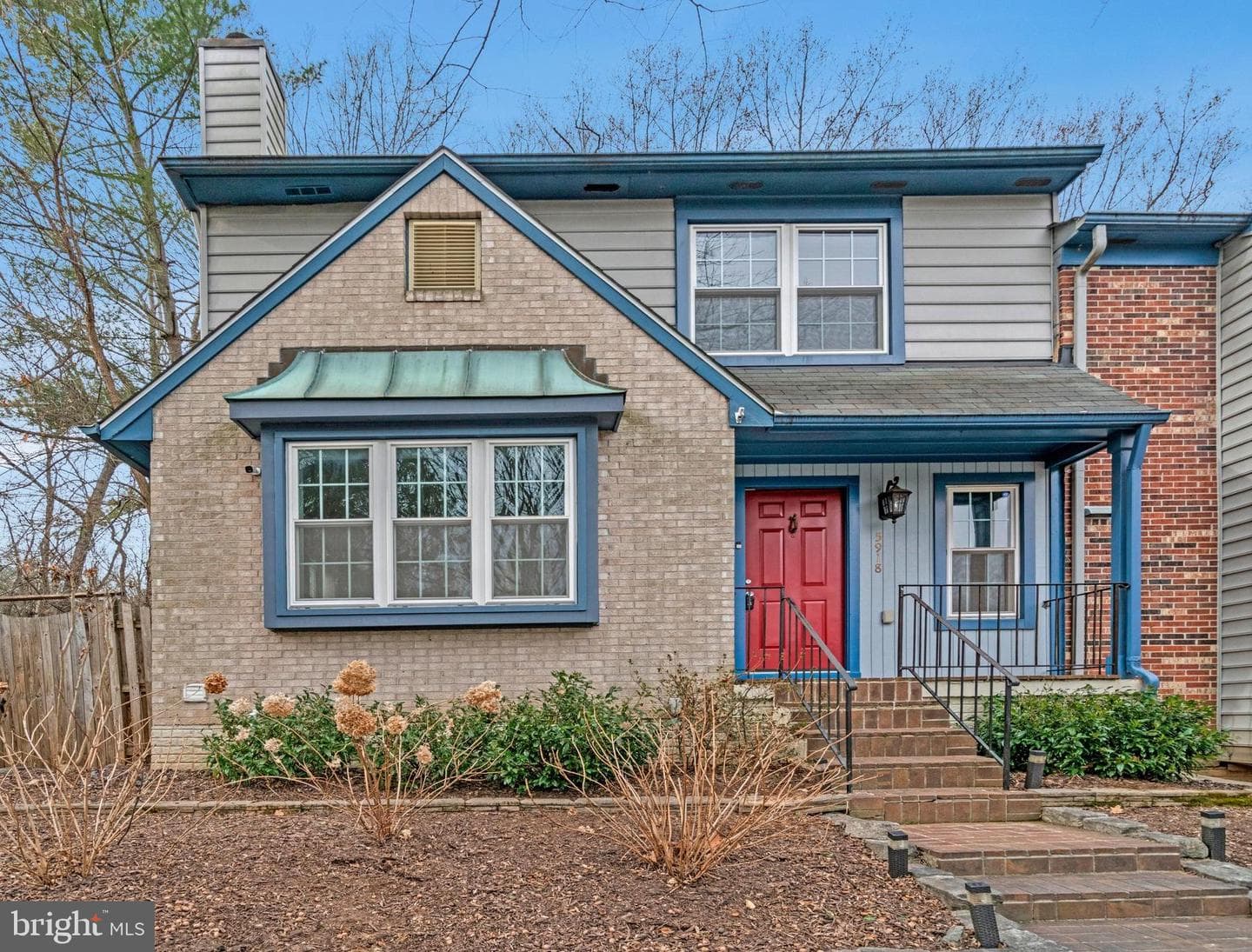 5918 Roberts Common Court photo 1