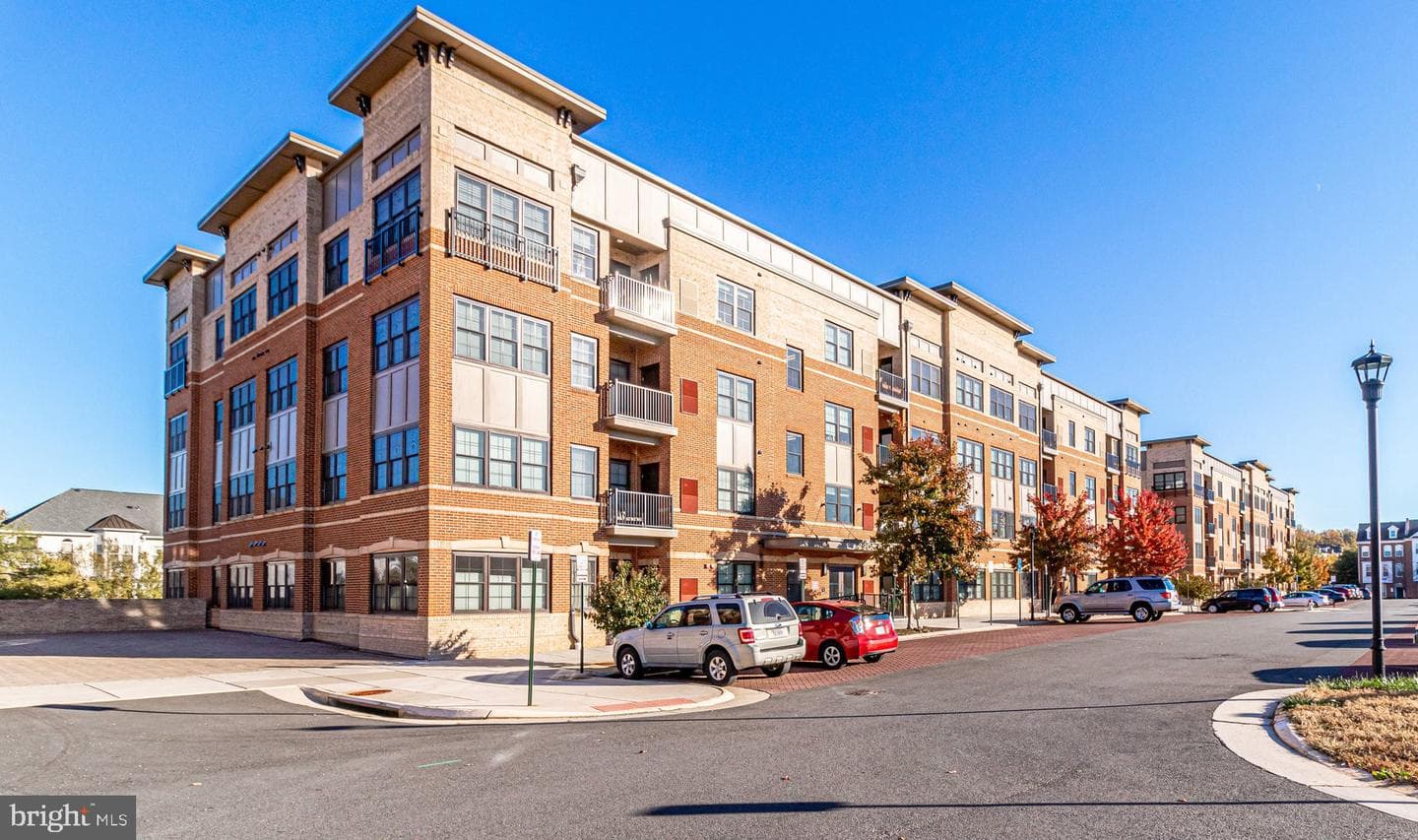 2905 Bleeker Street #4-404 photo 1