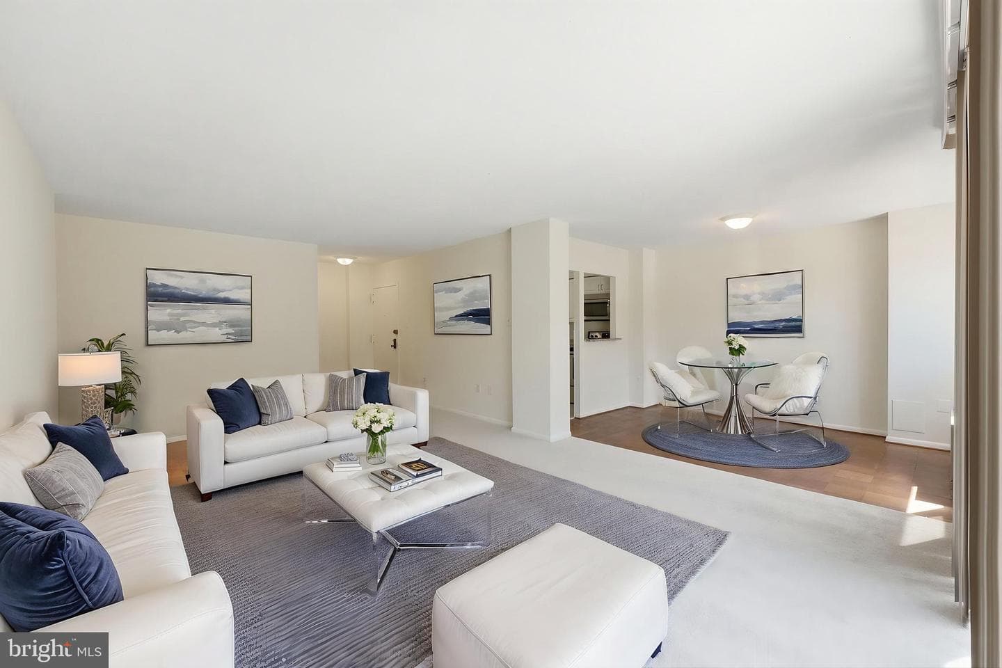 2059 Huntington Avenue #114