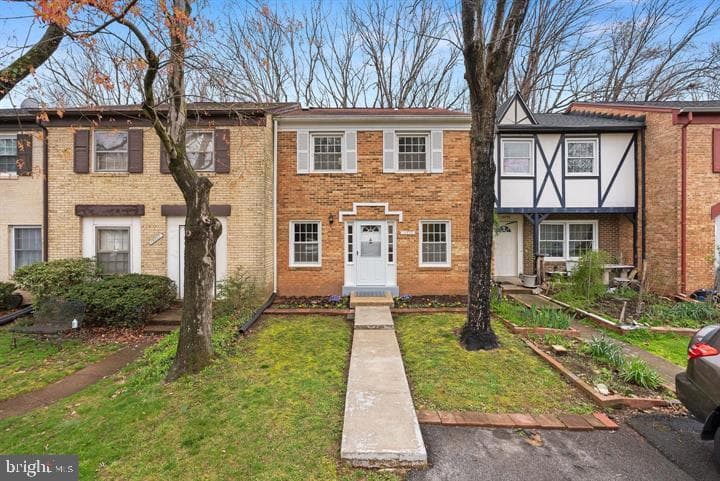 14895 Lambeth Square photo 1
