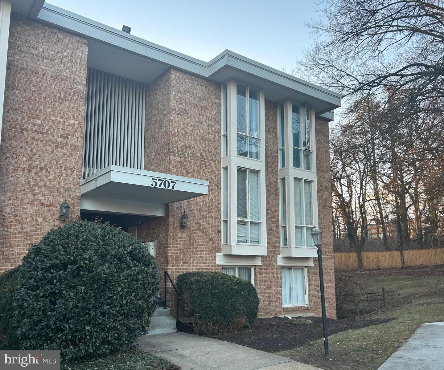 5707 Indian Court #b1 photo 1