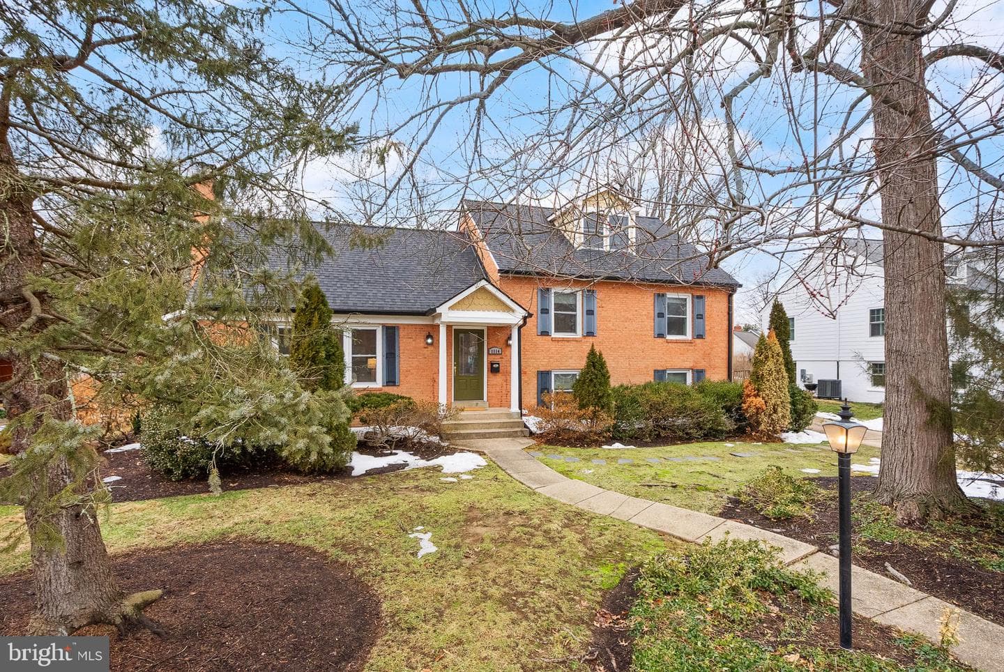 1114 Alden Road photo 1
