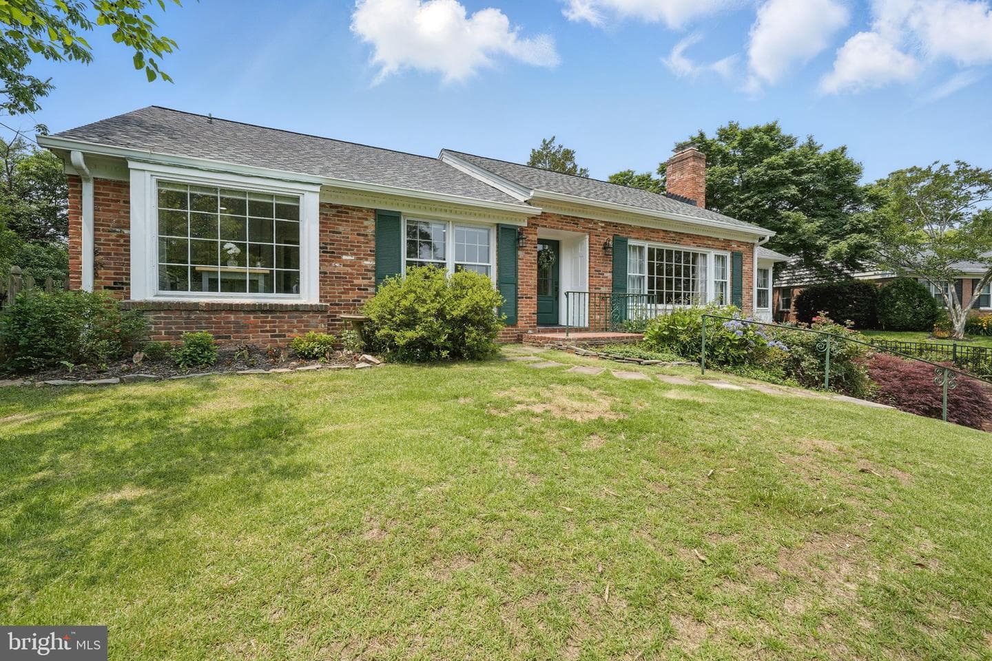 6622 Skyline Court photo 1