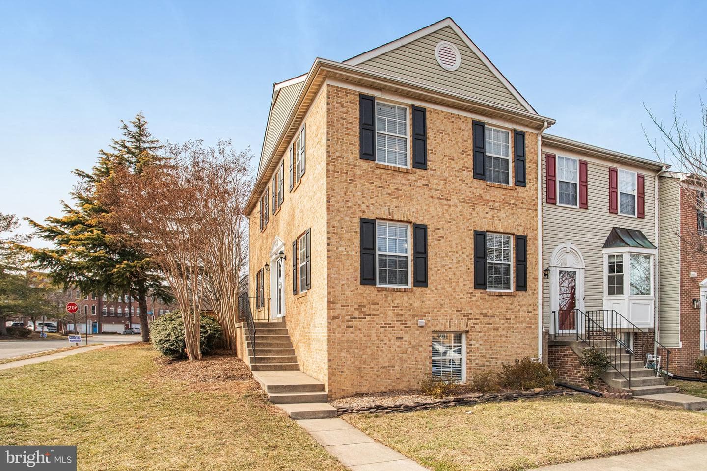 7945 Gunston Woods Place photo 1