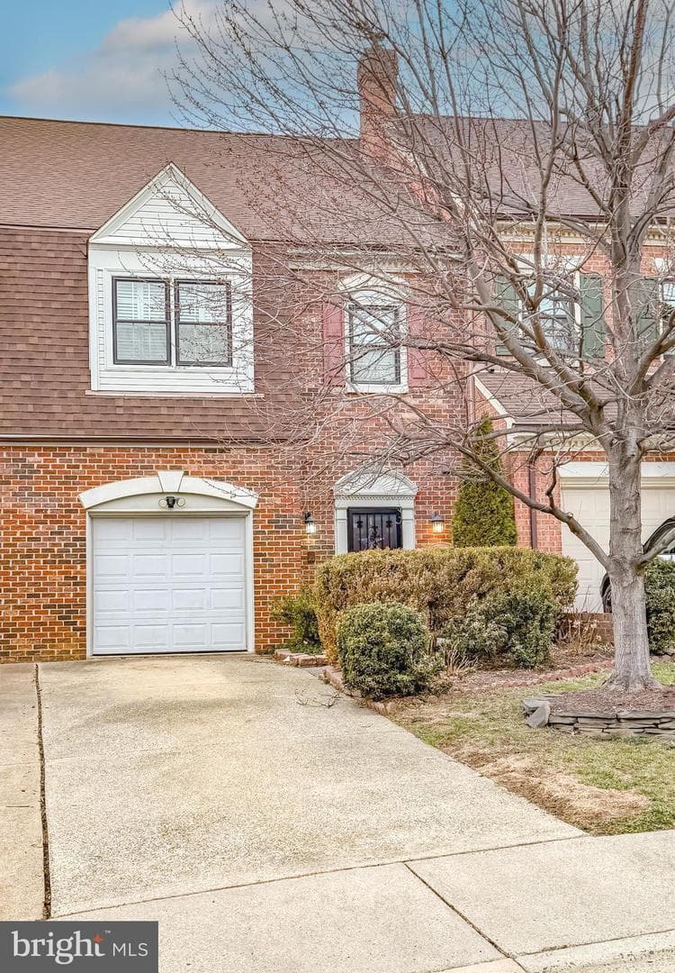 6312 Chaucer View Circle photo 1
