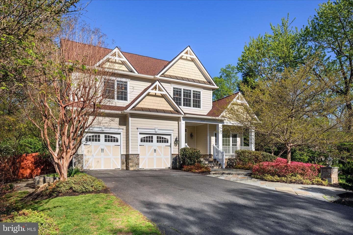 3003 Beechwood Lane photo 1