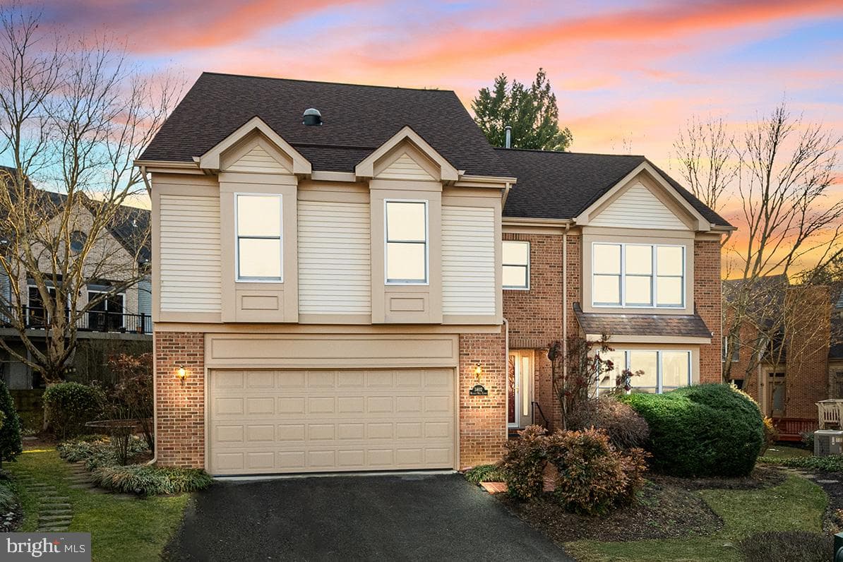 3402 Walnut Hill Court
