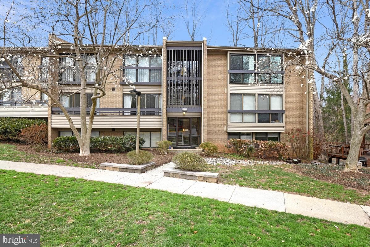 2112 Green Watch Way #10/301f photo 1