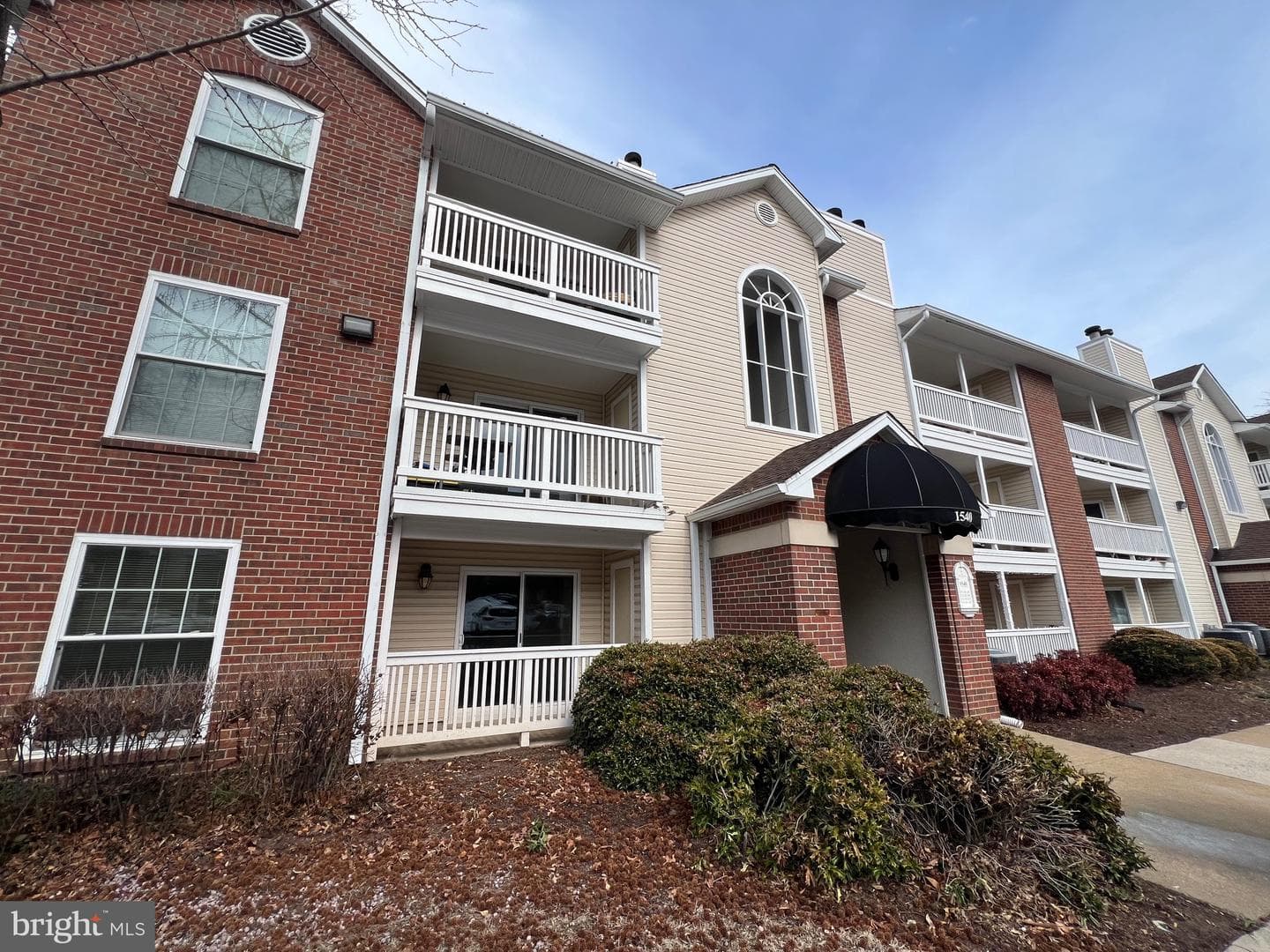 1540 Lincoln Way #101b photo 1