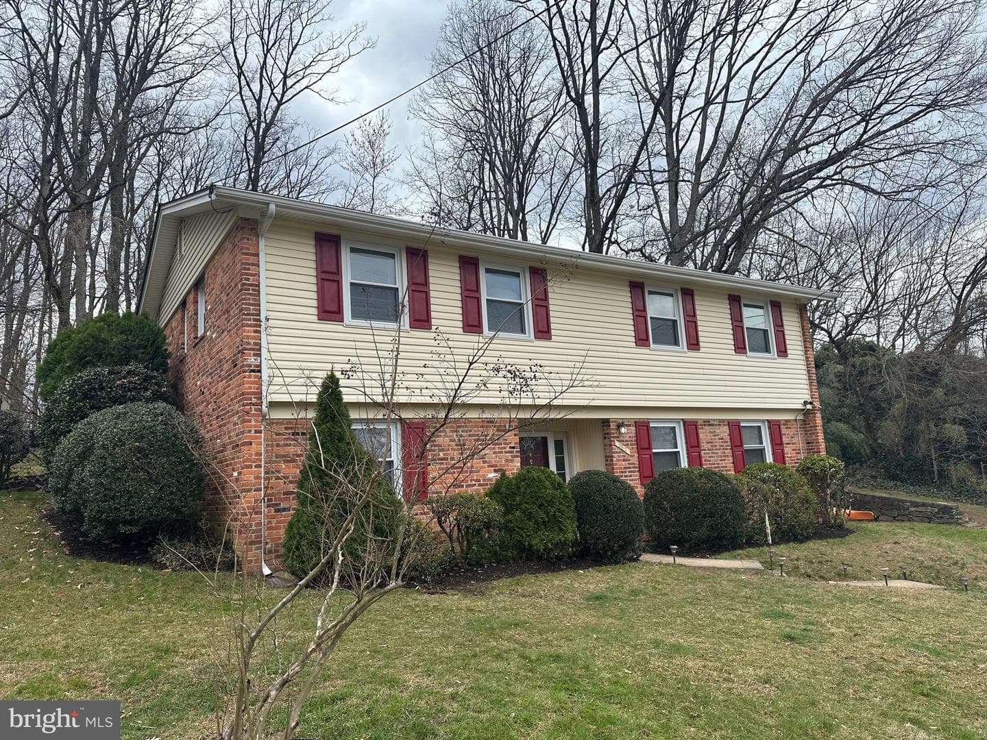 3812 Tall Oak Court