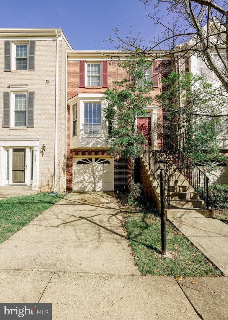6584 Irvin Court