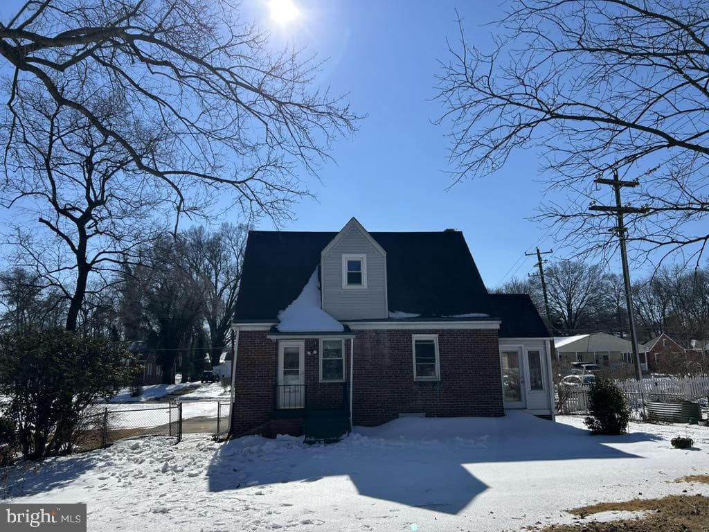 2414 Fairview Drive