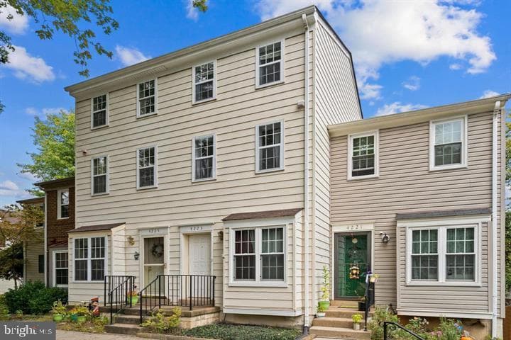 4223 Sauterne Court photo 1