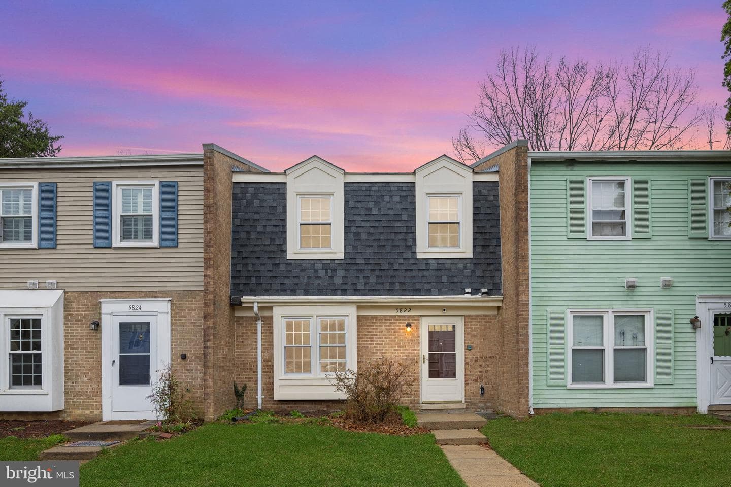 5822 Burke Manor Court photo 1
