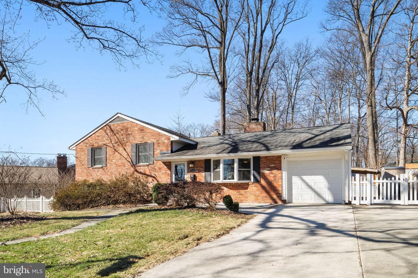 7448 Long Pine Drive photo 1