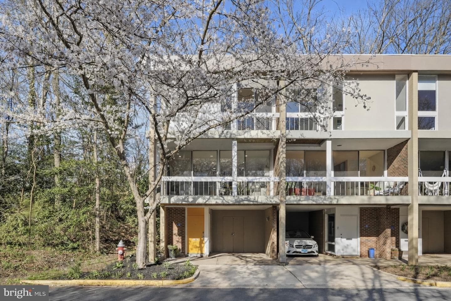 11526 Maple Ridge Road photo 1